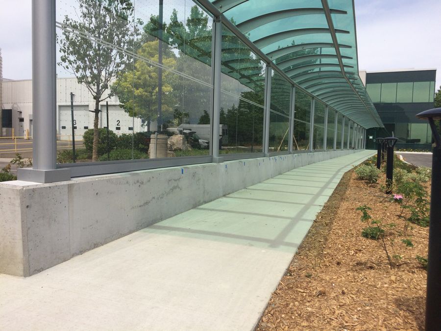Canopies & Windbreaks - Enseicom