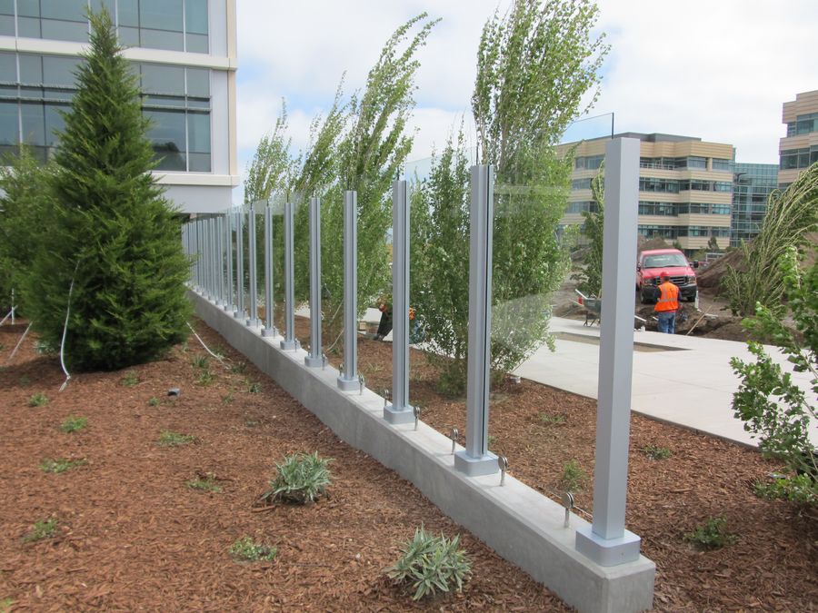 Canopies & Windbreaks - Enseicom