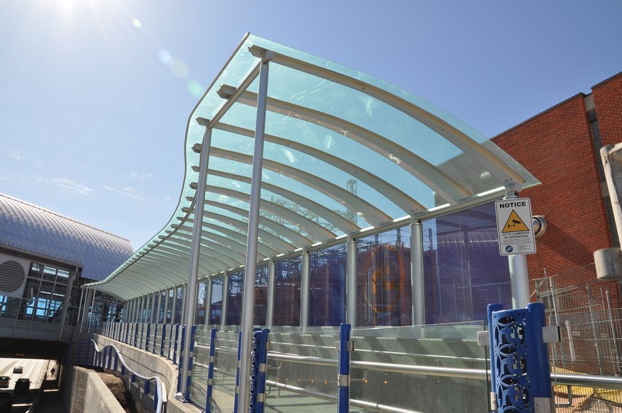 Canopies & Windbreaks - Enseicom