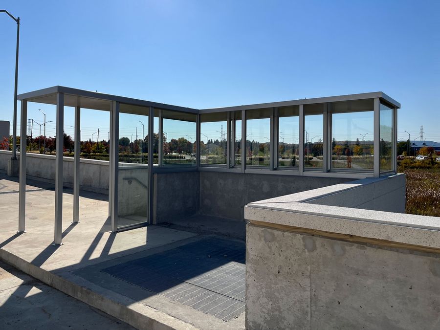 Canopies & Windbreaks - Enseicom